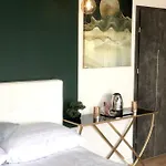 Duna P'art Panzió 4*