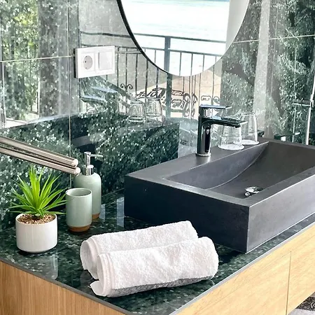 Bed & Breakfast Duna P'art Panzio