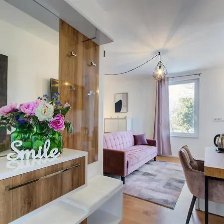 Duna P'art Panzio Bed & Breakfast