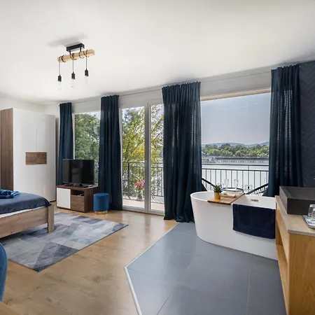 Duna P'art Panzio 4* Kismaros