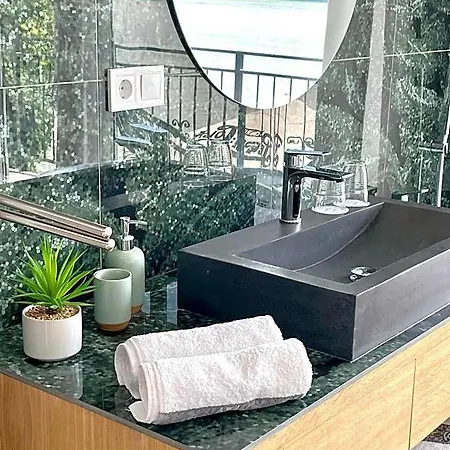 B&B Duna P'art Panzio 4*