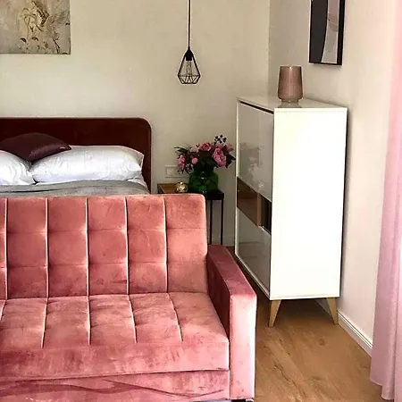 Duna P'art Panzio B&B 4*